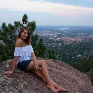 Meet your Posher, Natalie